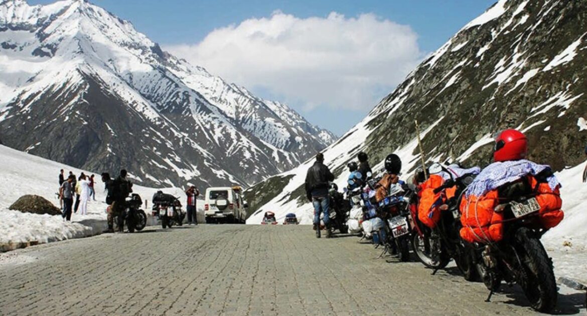 Best Leh Ladakh Bike Trip: Cost & itinerary