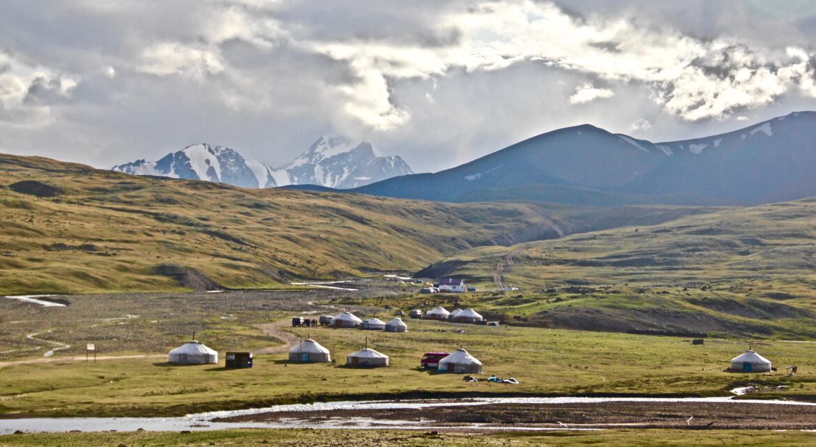 Best Things To Do In Mongolia [Mongolia Travel Guide]