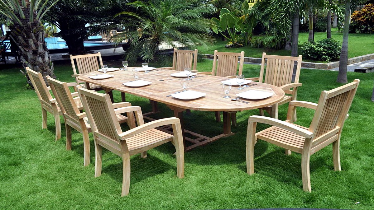 All You Need To Know About Teak Outdoor Furniture in Order To Maintain And Protect it