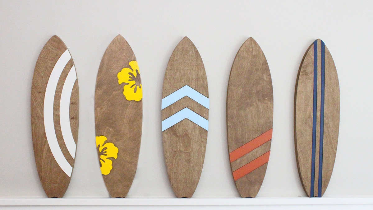 Incorporating Decorative Surfboards