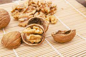 Walnuts: Nutrition Facts and Health Benefits