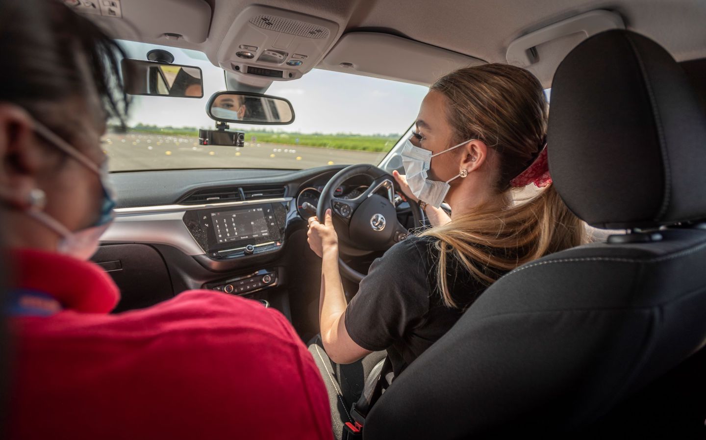 How Driving Schools Prepare You for Real-world Driving