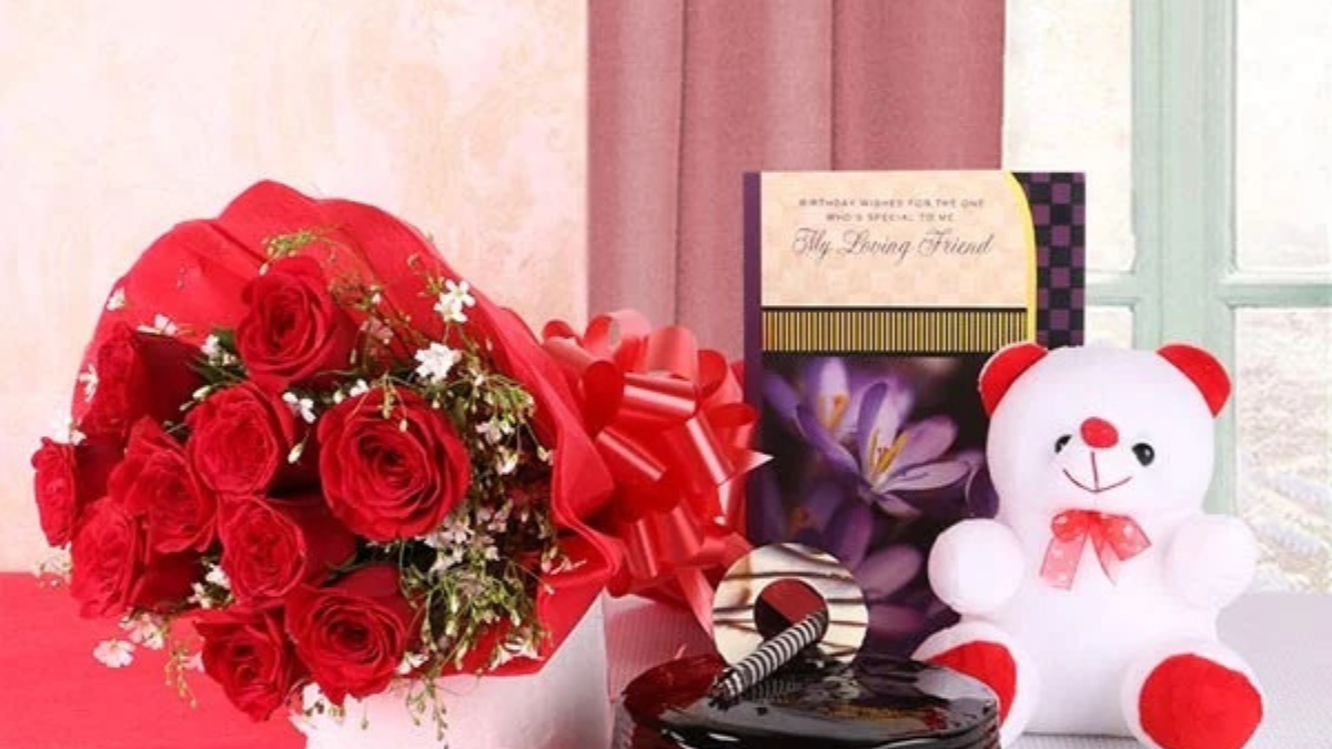 Make Unforgettable Birthday With Flowers & Online Cake