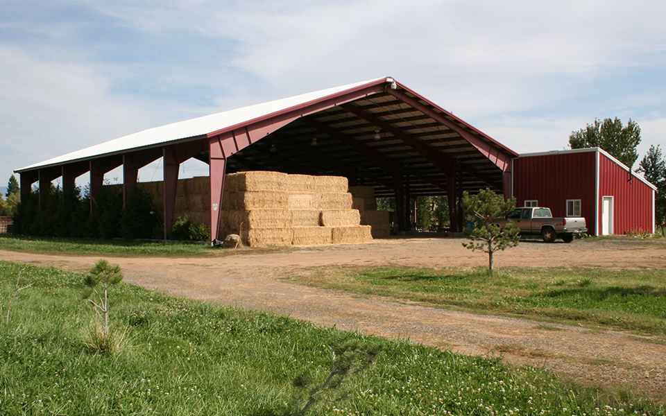 Essential Features to Include in Your Agricultural Metal Building