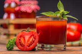 What are the benefits of drinking tomato juice
