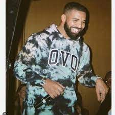 The Rise of Hyper-Local Fashion: Ovo Hoodies Inspired by Neighborhood Vibes in 2023